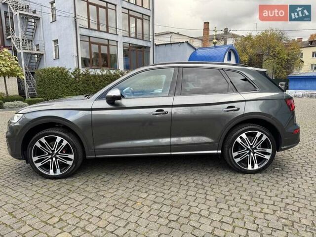 Серый Ауди SQ5, объемом двигателя 3 л и пробегом 81 тыс. км за 28200 $, фото 1 на Automoto.ua