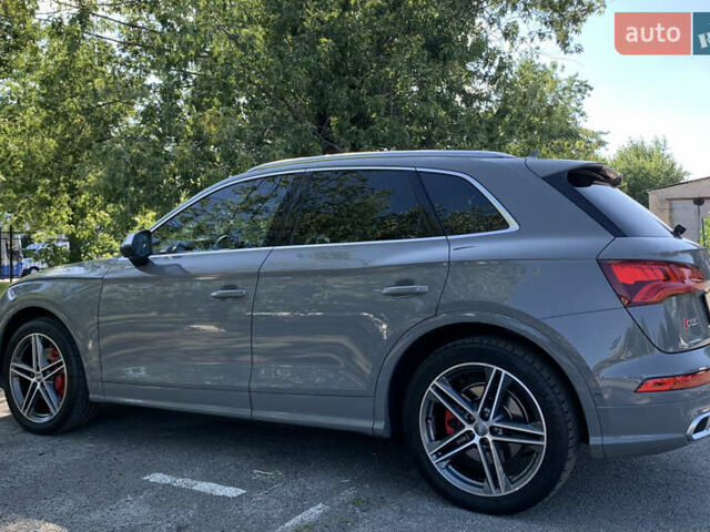 Сірий Ауді SQ5, об'ємом двигуна 3 л та пробігом 69 тис. км за 41999 $, фото 16 на Automoto.ua
