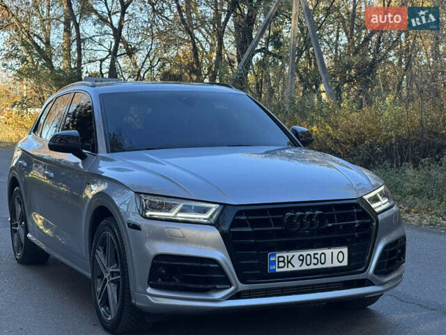 Серый Ауди SQ5, объемом двигателя 3 л и пробегом 42 тыс. км за 27100 $, фото 16 на Automoto.ua
