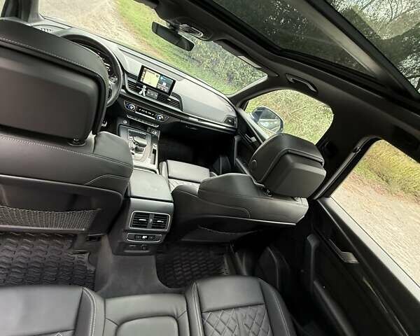 Серый Ауди SQ5, объемом двигателя 3 л и пробегом 21 тыс. км за 44999 $, фото 31 на Automoto.ua