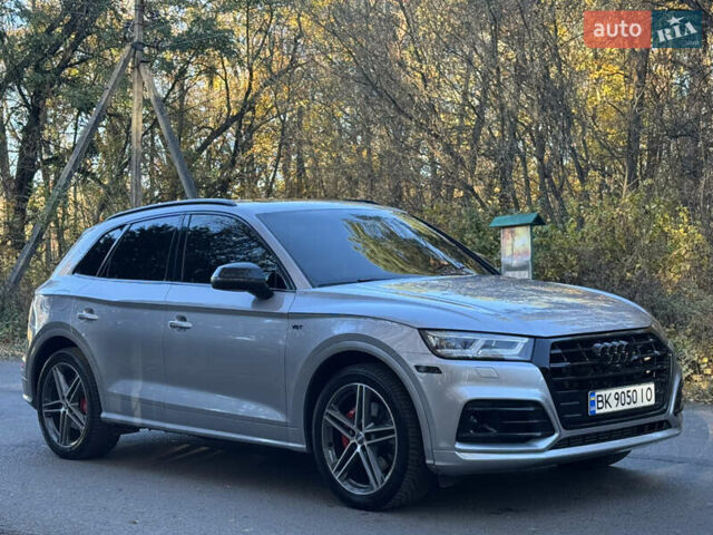 Серый Ауди SQ5, объемом двигателя 3 л и пробегом 42 тыс. км за 27100 $, фото 17 на Automoto.ua