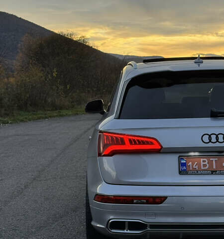 Серый Ауди SQ5, объемом двигателя 3 л и пробегом 135 тыс. км за 39950 $, фото 7 на Automoto.ua