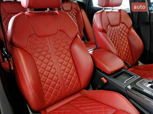 Серый Ауди SQ5, объемом двигателя 3 л и пробегом 66 тыс. км за 37900 $, фото 61 на Automoto.ua