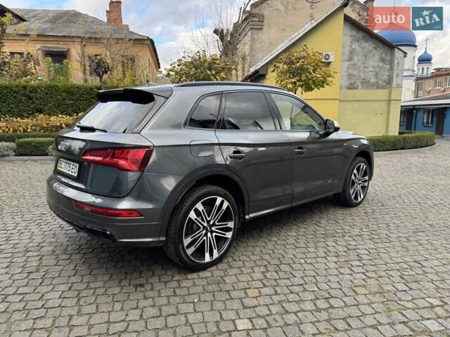 Серый Ауди SQ5, объемом двигателя 3 л и пробегом 81 тыс. км за 28200 $, фото 4 на Automoto.ua