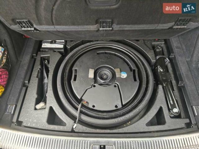 Серый Ауди SQ5, объемом двигателя 3 л и пробегом 218 тыс. км за 31500 $, фото 15 на Automoto.ua