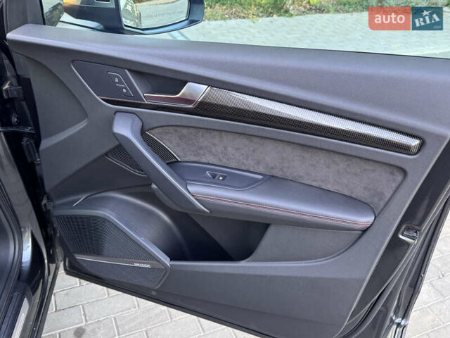 Серый Ауди SQ5, объемом двигателя 3 л и пробегом 66 тыс. км за 34990 $, фото 87 на Automoto.ua