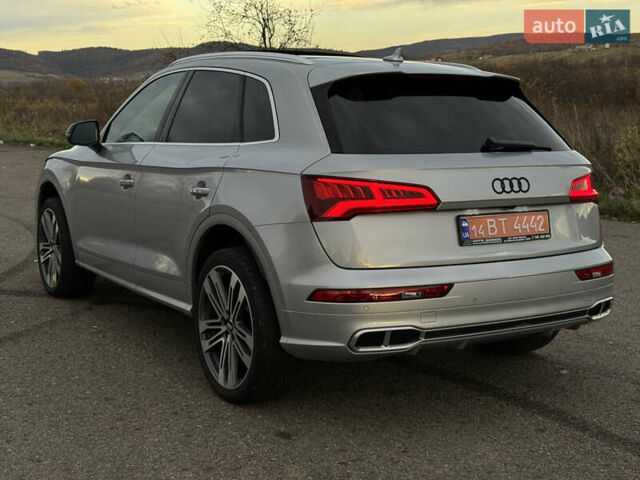Серый Ауди SQ5, объемом двигателя 3 л и пробегом 135 тыс. км за 39950 $, фото 4 на Automoto.ua