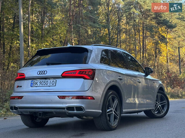 Серый Ауди SQ5, объемом двигателя 3 л и пробегом 42 тыс. км за 27100 $, фото 26 на Automoto.ua