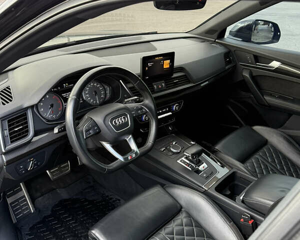 Сірий Ауді SQ5, об'ємом двигуна 3 л та пробігом 159 тис. км за 29999 $, фото 16 на Automoto.ua