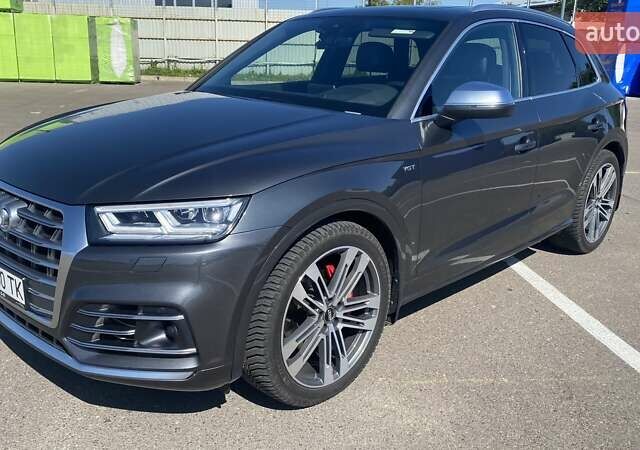 Серый Ауди SQ5, объемом двигателя 3 л и пробегом 138 тыс. км за 35500 $, фото 1 на Automoto.ua