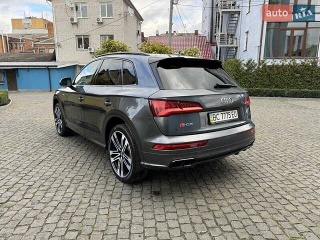Серый Ауди SQ5, объемом двигателя 3 л и пробегом 81 тыс. км за 28200 $, фото 2 на Automoto.ua