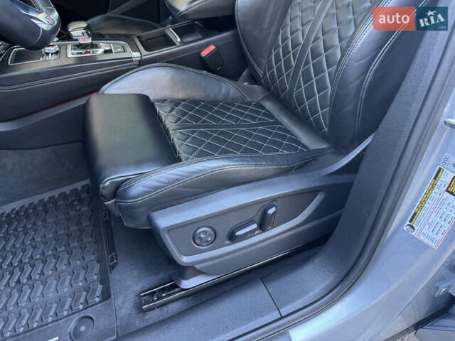 Серый Ауди SQ5, объемом двигателя 3 л и пробегом 42 тыс. км за 27100 $, фото 50 на Automoto.ua