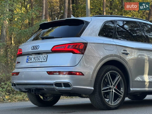Серый Ауди SQ5, объемом двигателя 3 л и пробегом 42 тыс. км за 27100 $, фото 24 на Automoto.ua