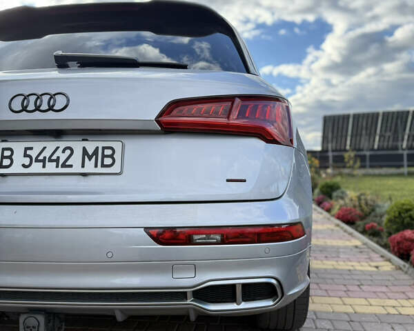 Ауди SQ5 2018 в Теплике на Automoto.ua Серый Ауди SQ5, объемом двигателя 3 л и пробегом 134 тыс. км за 27200 $, фото 6 на Automoto.ua