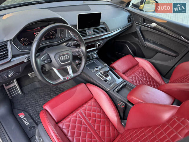 Серый Ауди SQ5, объемом двигателя 3 л и пробегом 66 тыс. км за 34990 $, фото 67 на Automoto.ua