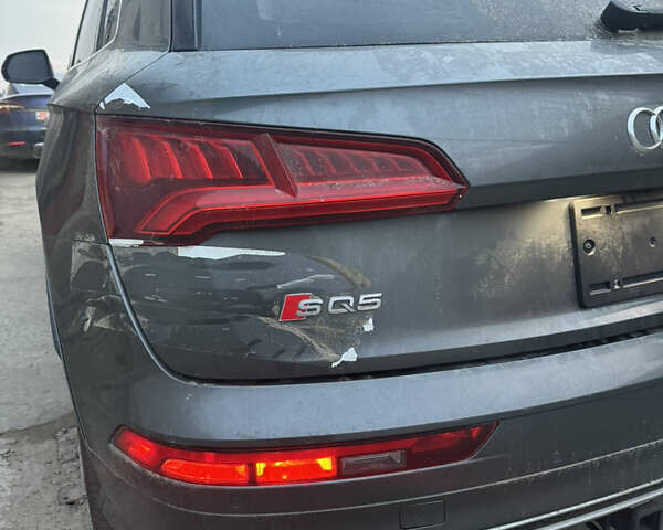 Сірий Ауді SQ5, об'ємом двигуна 3 л та пробігом 60 тис. км за 27500 $, фото 17 на Automoto.ua