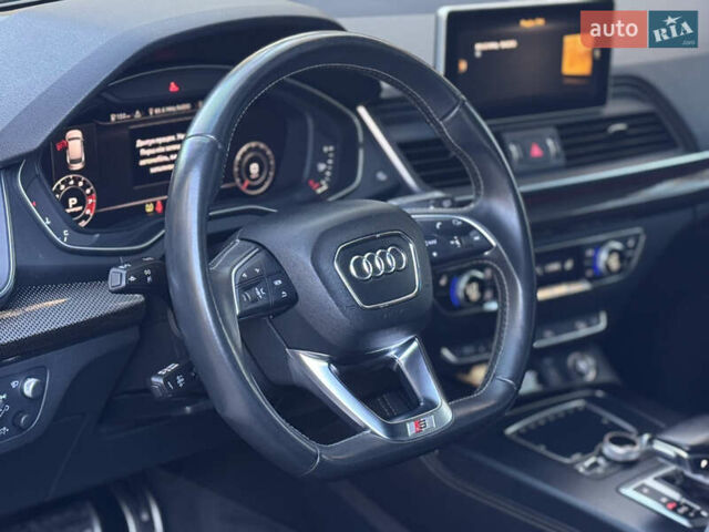 Серый Ауди SQ5, объемом двигателя 3 л и пробегом 42 тыс. км за 27100 $, фото 51 на Automoto.ua