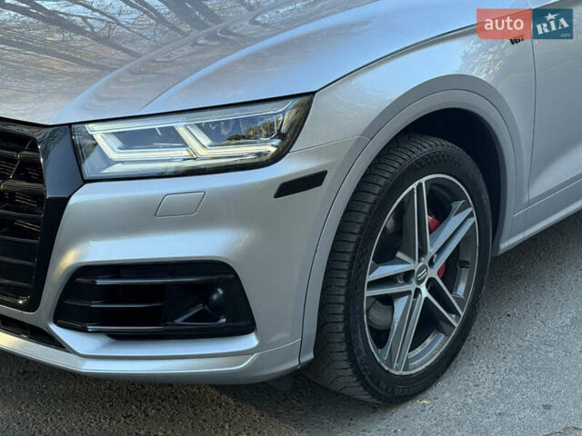Серый Ауди SQ5, объемом двигателя 3 л и пробегом 42 тыс. км за 27100 $, фото 12 на Automoto.ua