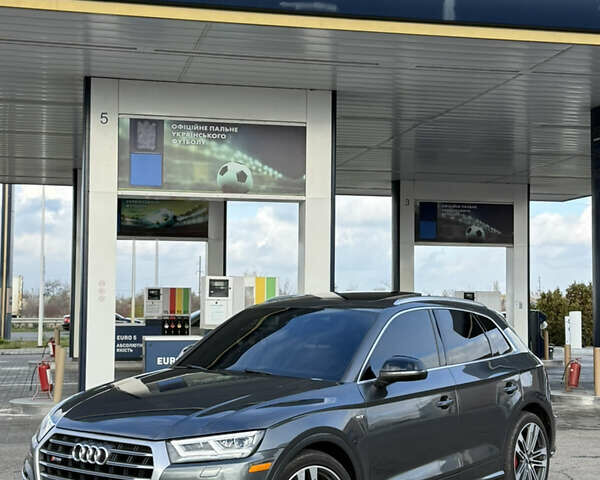 Сірий Ауді SQ5, об'ємом двигуна 3 л та пробігом 159 тис. км за 29999 $, фото 13 на Automoto.ua