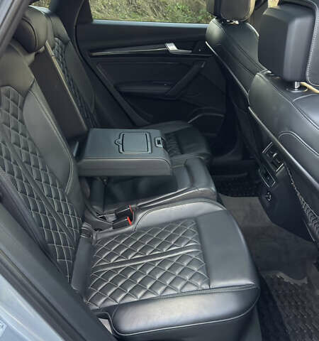 Серый Ауди SQ5, объемом двигателя 3 л и пробегом 135 тыс. км за 39950 $, фото 9 на Automoto.ua
