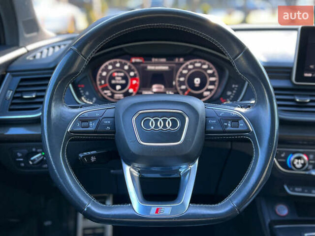 Сірий Ауді SQ5, об'ємом двигуна 3 л та пробігом 72 тис. км за 43700 $, фото 9 на Automoto.ua