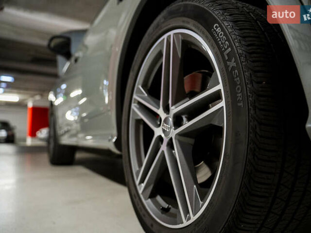 Сірий Ауді SQ5, об'ємом двигуна 3 л та пробігом 45 тис. км за 45980 $, фото 11 на Automoto.ua