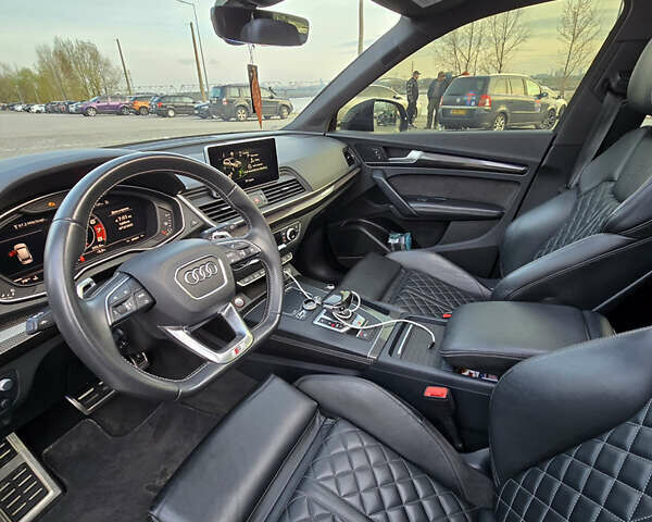 Серый Ауди SQ5, объемом двигателя 3 л и пробегом 110 тыс. км за 40500 $, фото 14 на Automoto.ua