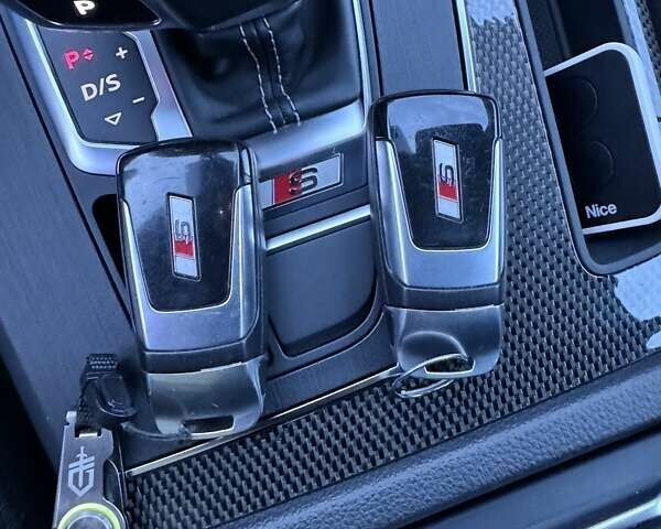 Серый Ауди SQ5, объемом двигателя 3 л и пробегом 59 тыс. км за 46450 $, фото 61 на Automoto.ua