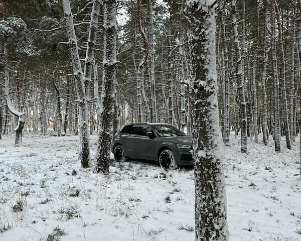 Серый Ауди SQ5, объемом двигателя 3 л и пробегом 60 тыс. км за 45000 $, фото 3 на Automoto.ua