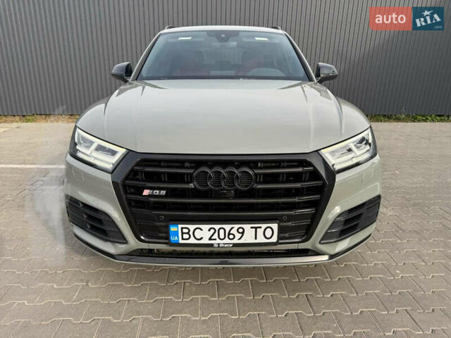 Сірий Ауді SQ5, об'ємом двигуна 3 л та пробігом 68 тис. км за 32800 $, фото 14 на Automoto.ua