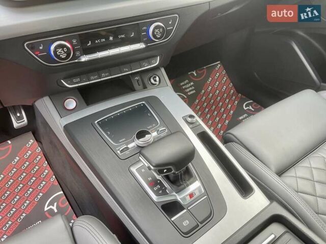 Серый Ауди SQ5, объемом двигателя 3 л и пробегом 98 тыс. км за 34999 $, фото 44 на Automoto.ua
