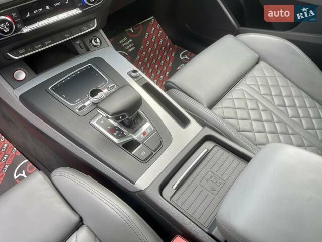 Серый Ауди SQ5, объемом двигателя 3 л и пробегом 98 тыс. км за 34999 $, фото 47 на Automoto.ua