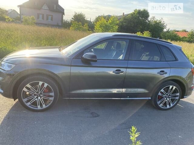 Серый Ауди SQ5, объемом двигателя 3 л и пробегом 14 тыс. км за 49000 $, фото 3 на Automoto.ua