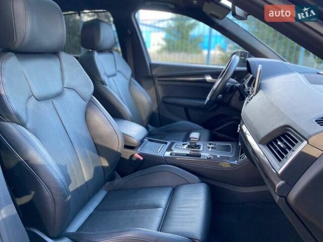 Сірий Ауді SQ5, об'ємом двигуна 3 л та пробігом 69 тис. км за 43000 $, фото 16 на Automoto.ua
