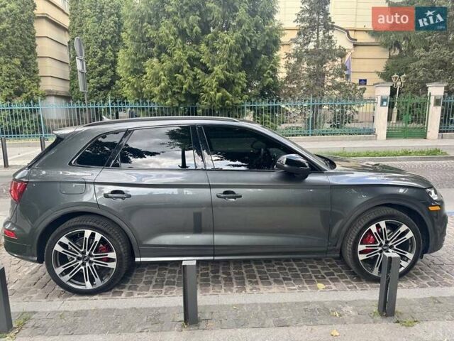 Серый Ауди SQ5, объемом двигателя 3 л и пробегом 50 тыс. км за 39900 $, фото 4 на Automoto.ua