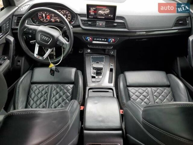 Сірий Ауді SQ5, об'ємом двигуна 3 л та пробігом 135 тис. км за 11500 $, фото 7 на Automoto.ua
