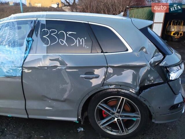 Сірий Ауді SQ5, об'ємом двигуна 3 л та пробігом 45 тис. км за 45980 $, фото 36 на Automoto.ua