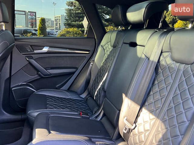 Сірий Ауді SQ5, об'ємом двигуна 3 л та пробігом 72 тис. км за 43700 $, фото 27 на Automoto.ua