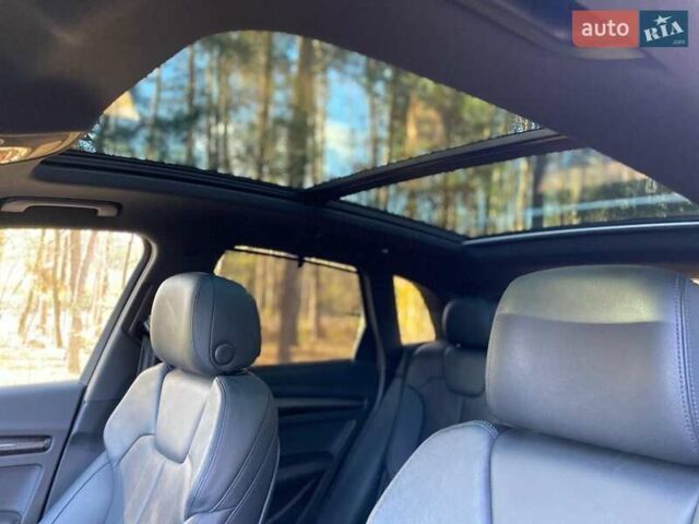 Сірий Ауді SQ5, об'ємом двигуна 3 л та пробігом 69 тис. км за 43000 $, фото 40 на Automoto.ua