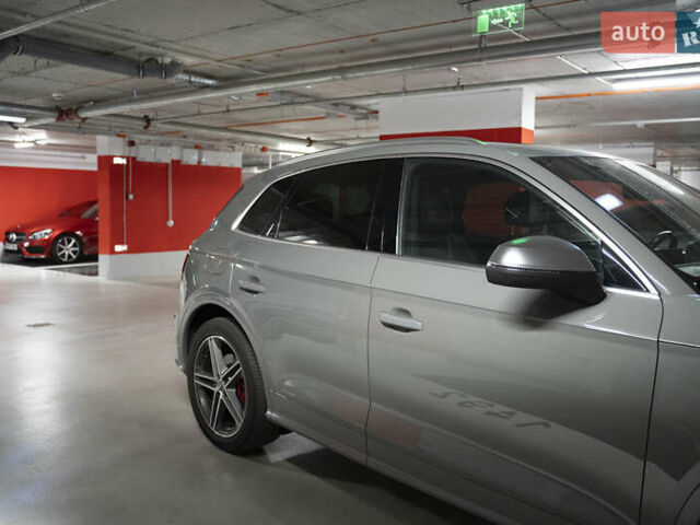 Сірий Ауді SQ5, об'ємом двигуна 3 л та пробігом 45 тис. км за 45980 $, фото 9 на Automoto.ua