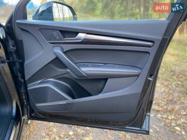 Сірий Ауді SQ5, об'ємом двигуна 3 л та пробігом 69 тис. км за 43000 $, фото 37 на Automoto.ua