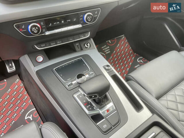 Серый Ауди SQ5, объемом двигателя 3 л и пробегом 98 тыс. км за 34999 $, фото 44 на Automoto.ua