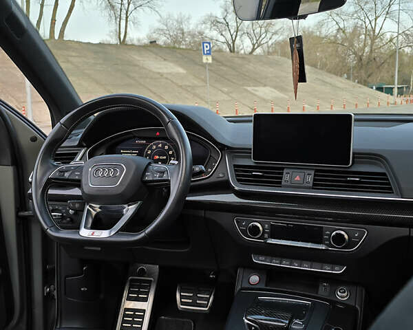 Серый Ауди SQ5, объемом двигателя 3 л и пробегом 110 тыс. км за 40500 $, фото 26 на Automoto.ua