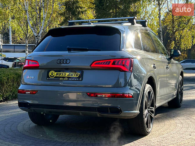 Сірий Ауді SQ5, об'ємом двигуна 3 л та пробігом 72 тис. км за 43700 $, фото 4 на Automoto.ua