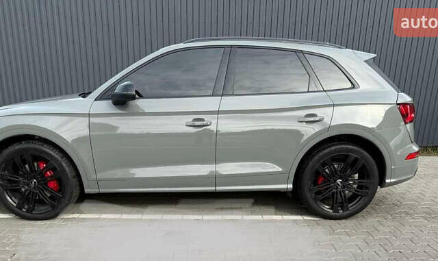 Сірий Ауді SQ5, об'ємом двигуна 3 л та пробігом 68 тис. км за 32800 $, фото 19 на Automoto.ua