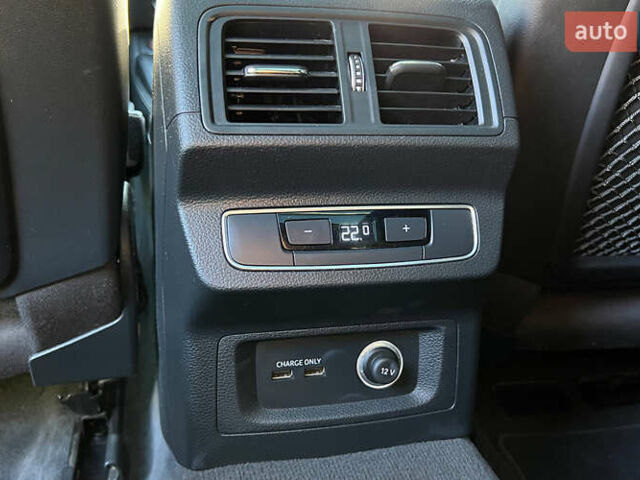 Сірий Ауді SQ5, об'ємом двигуна 3 л та пробігом 72 тис. км за 43700 $, фото 22 на Automoto.ua