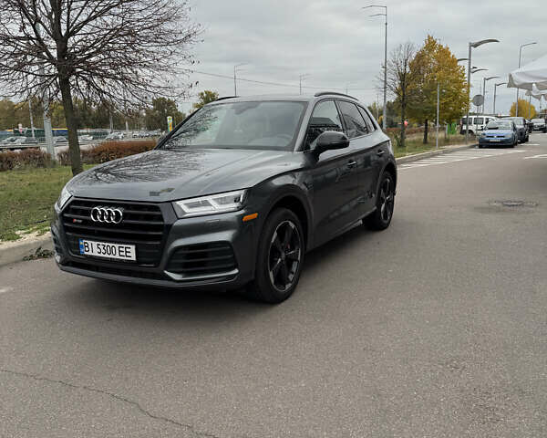 Серый Ауди SQ5, объемом двигателя 3 л и пробегом 115 тыс. км за 32000 $, фото 1 на Automoto.ua