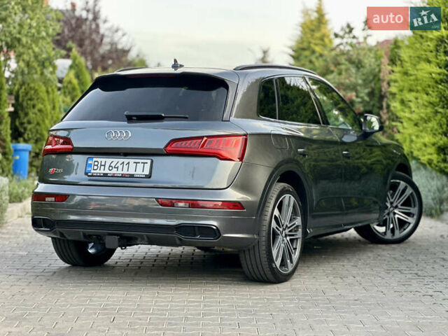 Серый Ауди SQ5, объемом двигателя 3 л и пробегом 106 тыс. км за 39999 $, фото 3 на Automoto.ua
