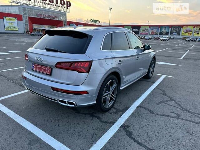 Сірий Ауді SQ5, об'ємом двигуна 3 л та пробігом 79 тис. км за 49499 $, фото 6 на Automoto.ua