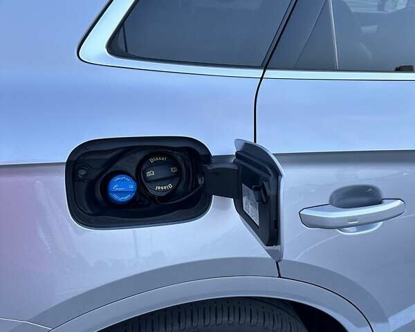 Сірий Ауді SQ5, об'ємом двигуна 3 л та пробігом 79 тис. км за 49499 $, фото 14 на Automoto.ua